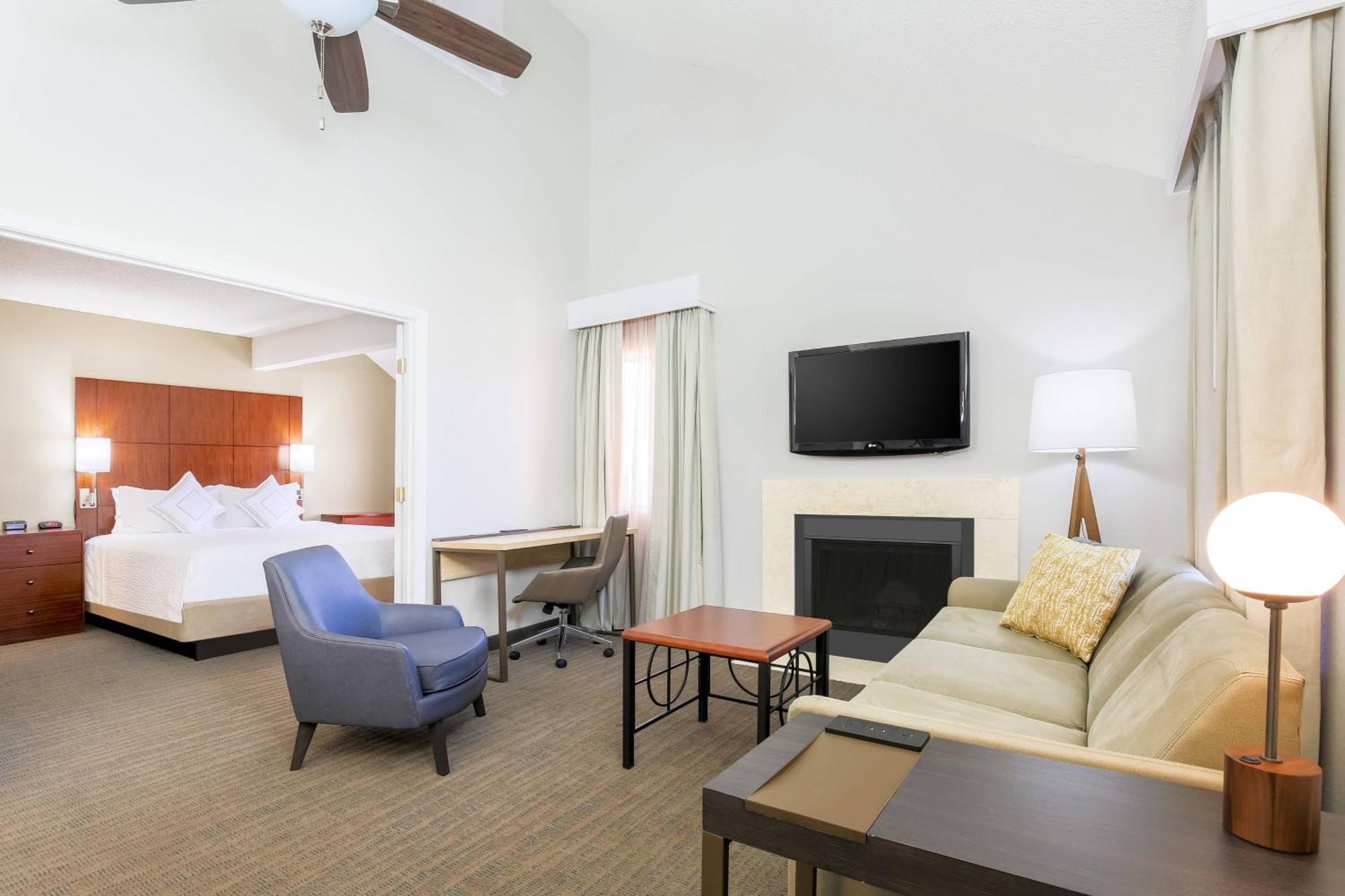 Hotel By Marriott Atlanta Cumberland/galleria Smyrna