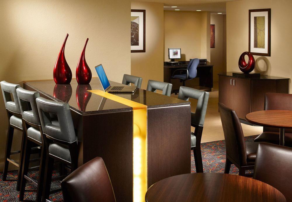By Marriott Atlanta Cumberland/galleria 3*