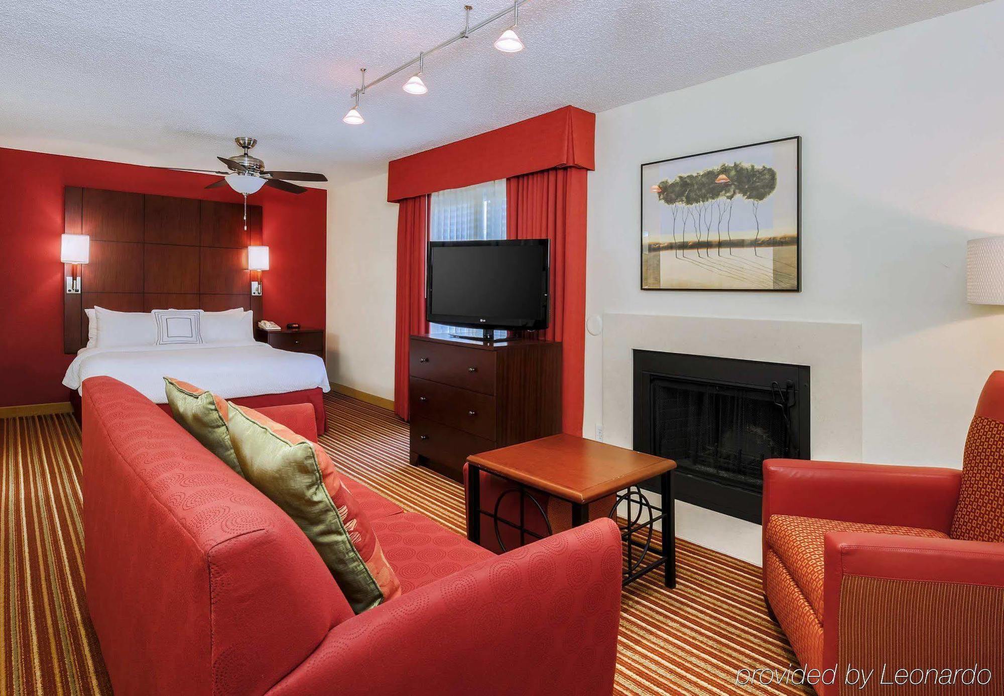 By Marriott Atlanta Cumberland/galleria 3*